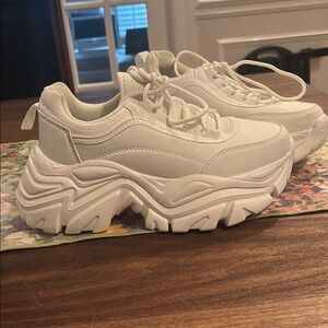 Women's White Chunky Sneakers